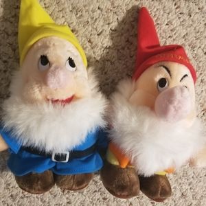 Disney Plush Pair- Dwarves